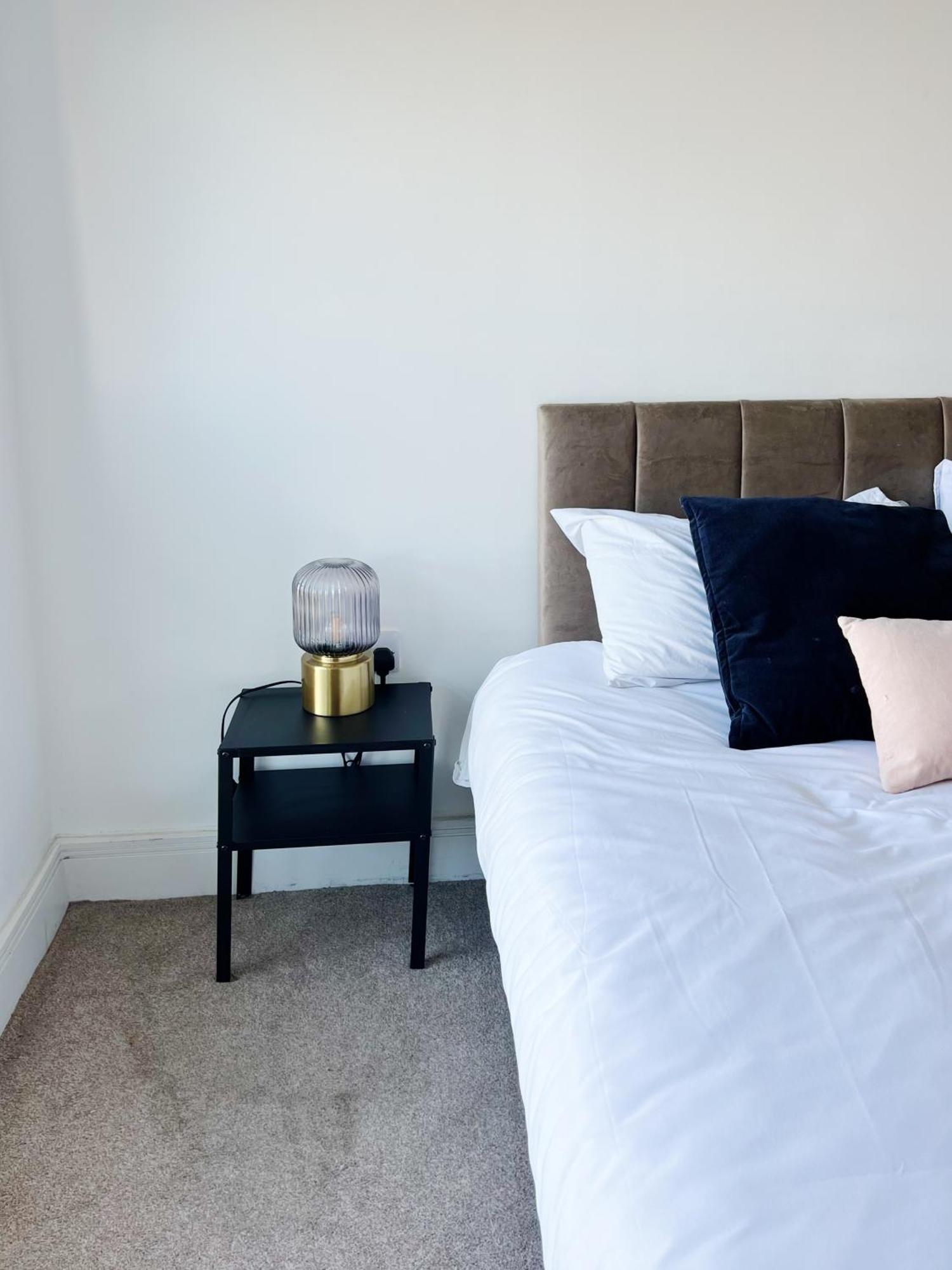 Stunning Riverside View Apartment, Near Canary Wharf & O2 Londres Extérieur photo