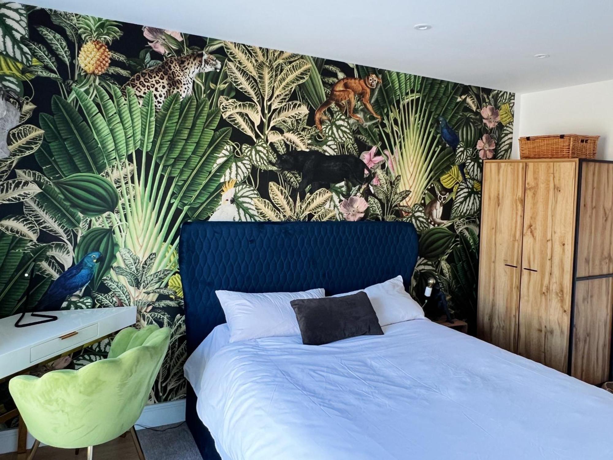 Stunning Riverside View Apartment, Near Canary Wharf & O2 Londres Extérieur photo